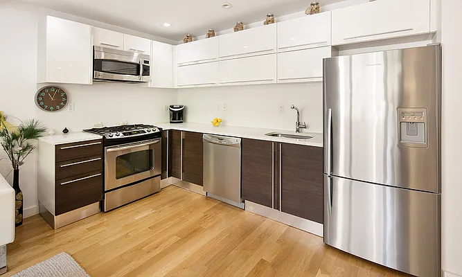 Rented by Modern Spaces | media 19