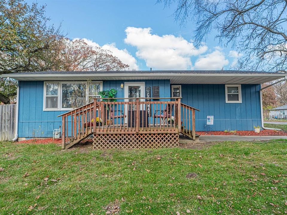 1st image of 7002 W 131st Pl