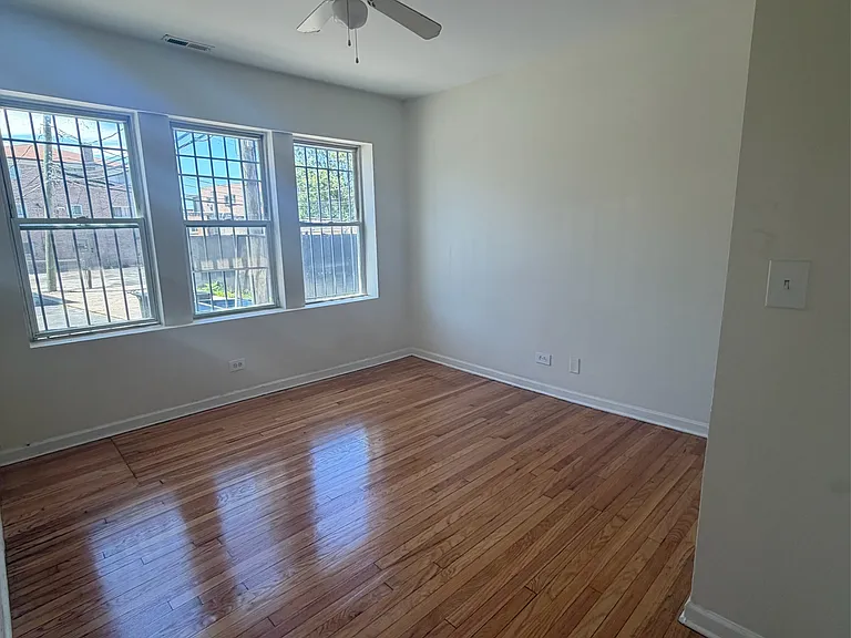 9120 S Dauphin Ave #1W — Photo 8