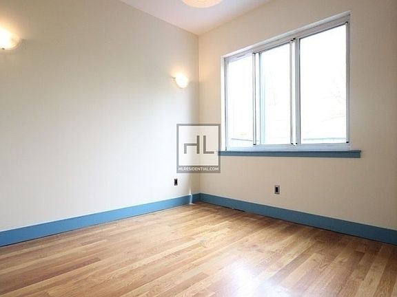 5th image of 64 Palmetto St #1LL