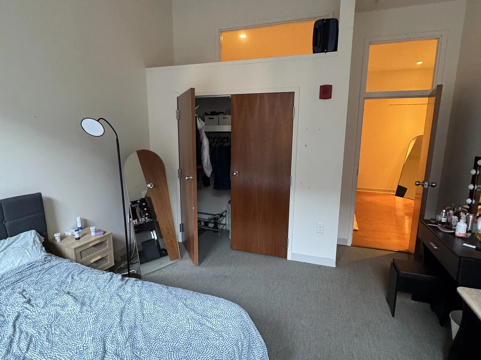 2 bed, 710 sqft, $3,650 — Photo 4