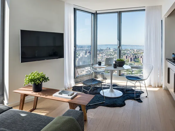 250 Ashland Place image 1 of 23