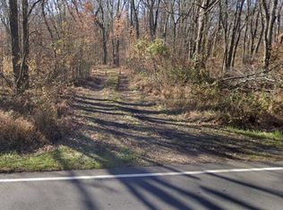 321 Ark Rd, Mount Laurel, NJ 08054