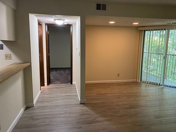 4th image of 5802 W Haymeadow Ln #5403-2B