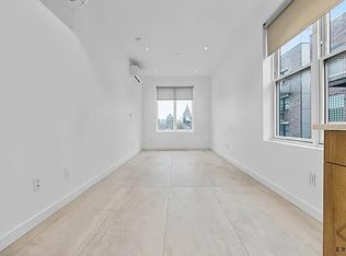 476 Maple St #4C, Brooklyn, NY 11225
