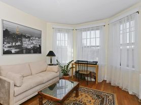 72 Strathmore Rd