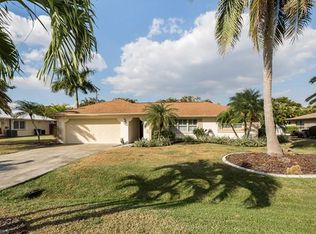 1089 N Town And River Dr, Fort Myers, FL 33919
