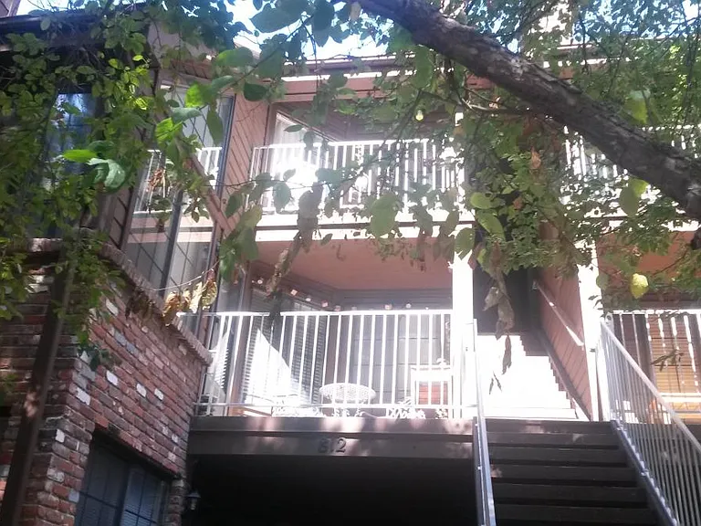 812 S Vance St #B — Photo 2
