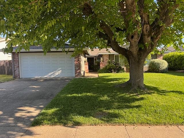 1st image of 2548 Warrego Way