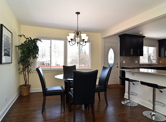 5th image of 801 Castlewood Ln