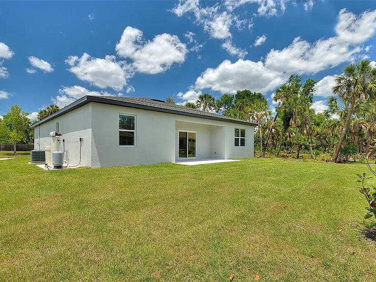 1288 Koltenborn Rd — Photo 32