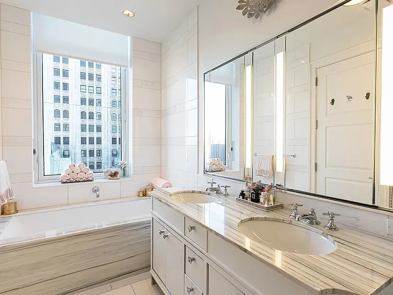 30 Park Pl #45B — Photo 7