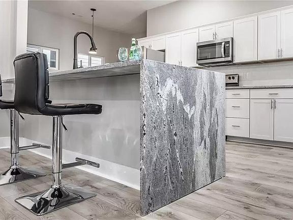 3rd image of 243 Terrace Ave