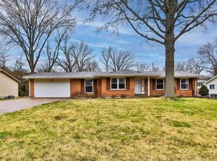 1047 Wappapello Ln, Saint Louis, MO