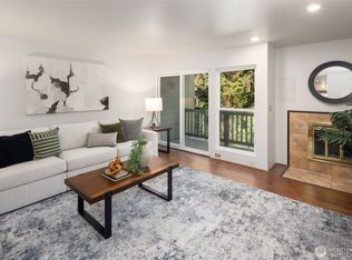 Chateau Boise B, Seattle, WA 98133