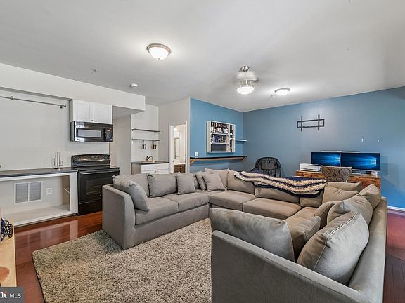 5th image of 12385 Sandstone St