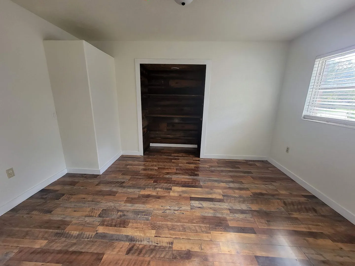 Southwest Winter Haven Two Bedroom Home With Bonus Room — Photo 4