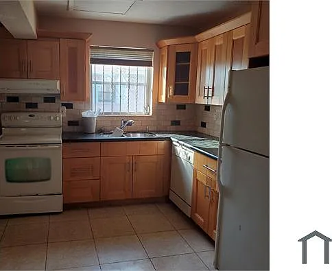 3490 NW 205th St — Photo 3