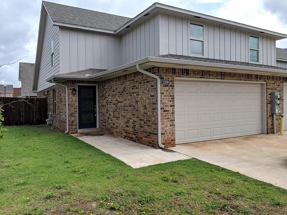 1st image of 2209 Buena Vida Ln