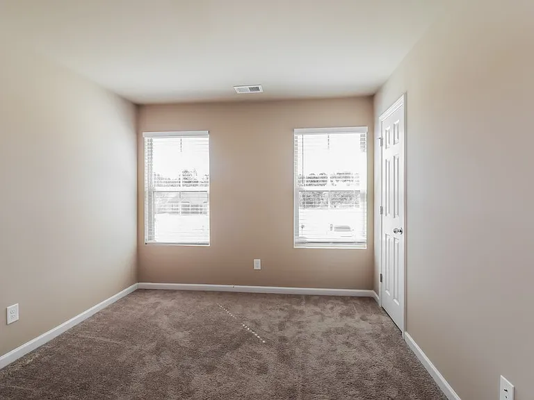 115 Quarry Cir — Photo 13