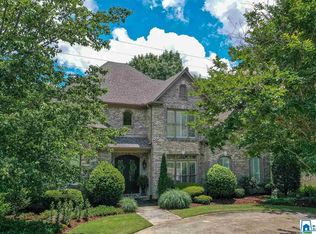 5255 Lake Crest Cir, Birmingham, AL 35226