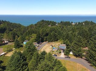 104 Eileen Rd, Whitethorn, CA 95589