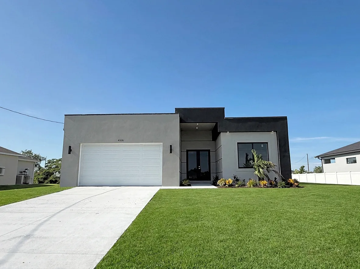 4 bed, 1904 sqft, $2,200 — Photo 3