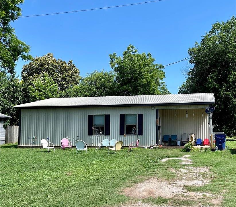 103 E Quapaw St, Lindsay, OK 73052 MLS 1012822 Zillow