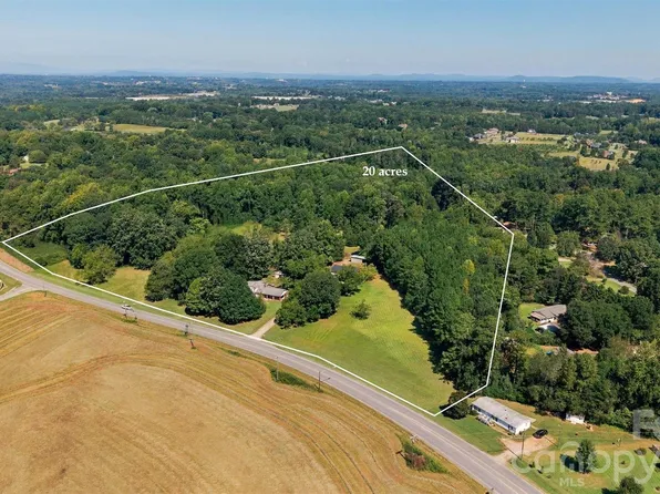 3336 Startown Rd, Newton, NC 28658