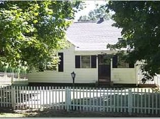 360 Old Coon Ridge Pkwy, Hillsville, VA 24343