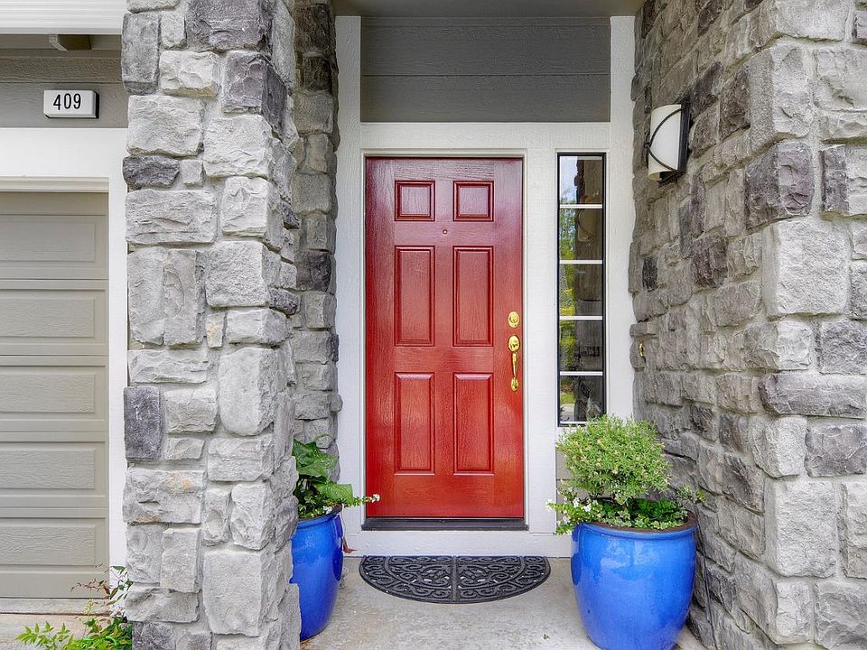 1st image of 409 Camberly Way