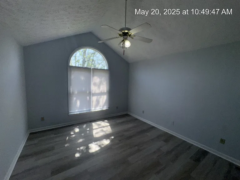 1222 Skyline Dr — Photo 7