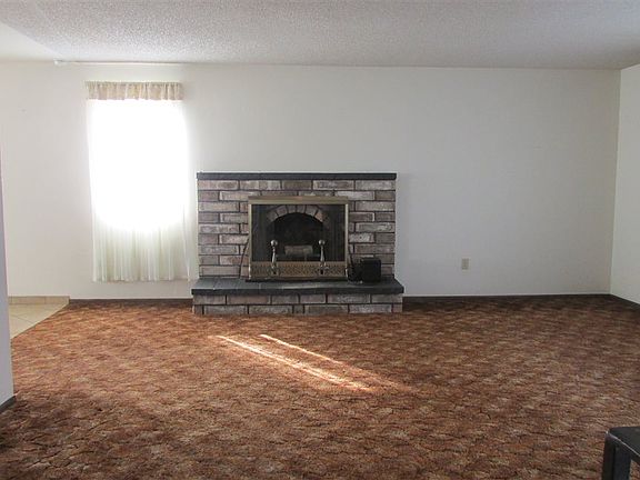 4th image of 3428 E 36th Ave