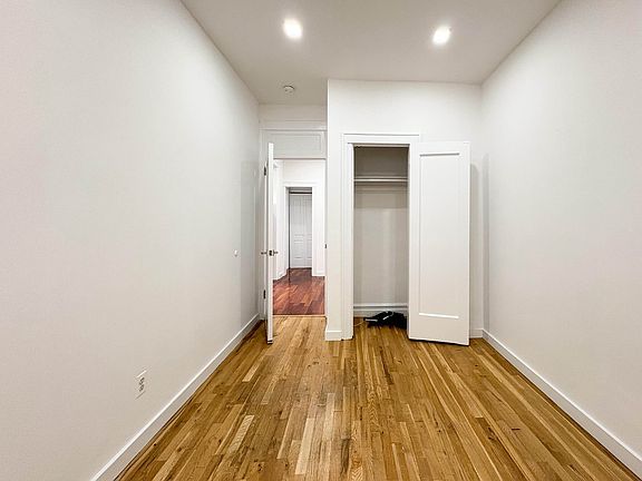 5th image of 351 Midwood St APT 2R