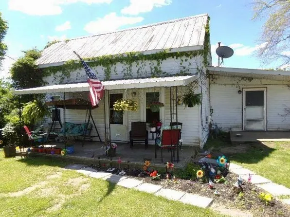876 Market St, Piketon, OH 45661