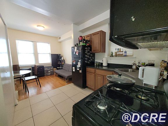 3rd image of 1910 N Kimball Ave #C