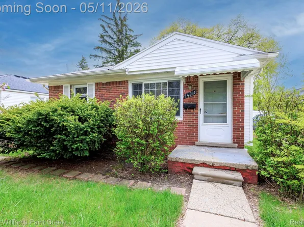 14211 Manhattan St, Oak Park, MI 48237