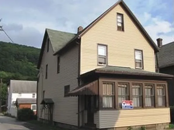 1312 Blair Ave, Tyrone, PA 16686