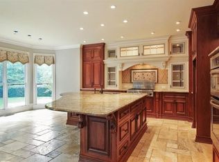 1095 Richmond Glen Cir, Milton, GA 30004