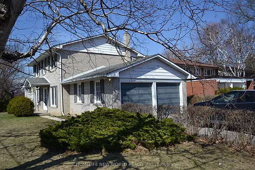 62 Landfair Cres Photo 1