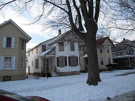 1st image of 451 S Rosewood Ave