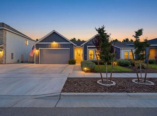 2587 W Heather Lane, Hanford, CA 93230