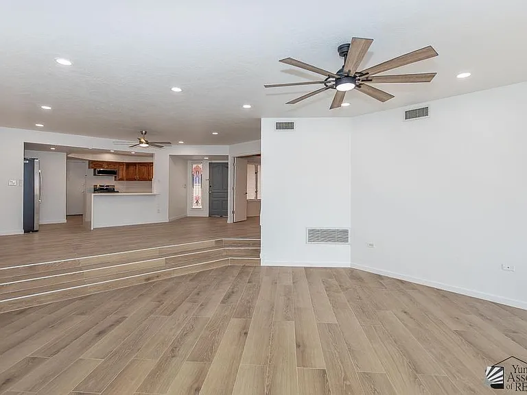2174 S Del Valle Way — Photo 4