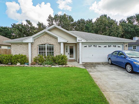 2nd image of 2043 Hovington Cir E