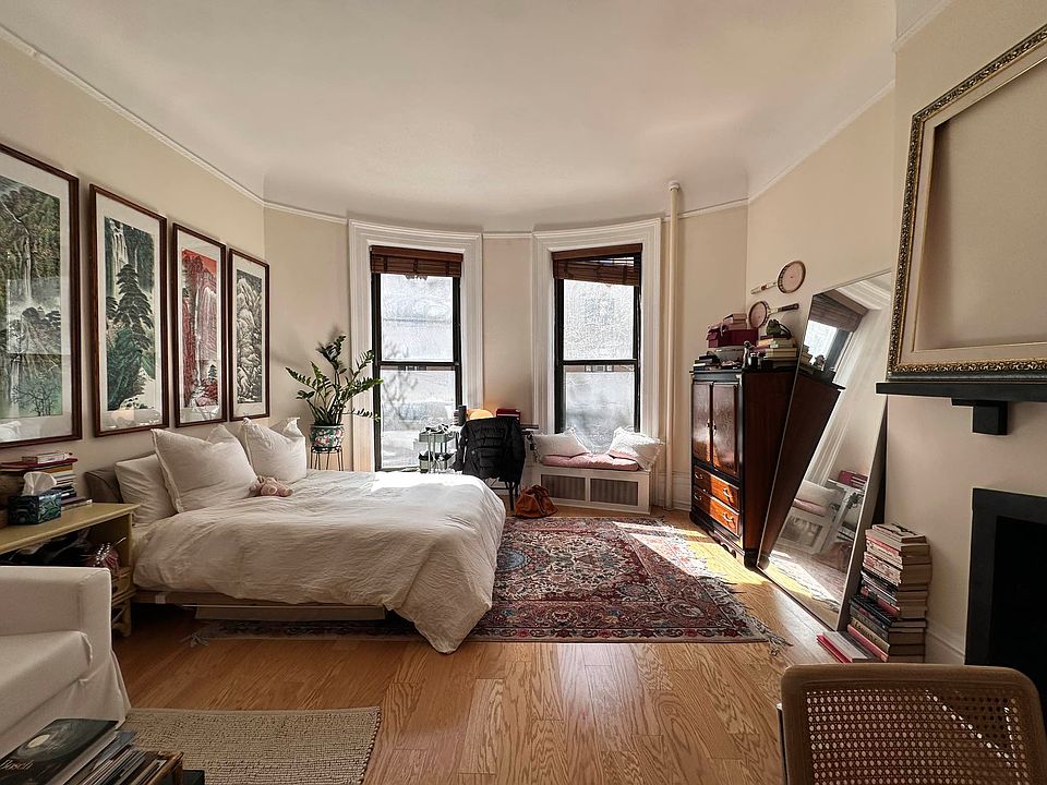 1st image of 309 W 84th St APT 7