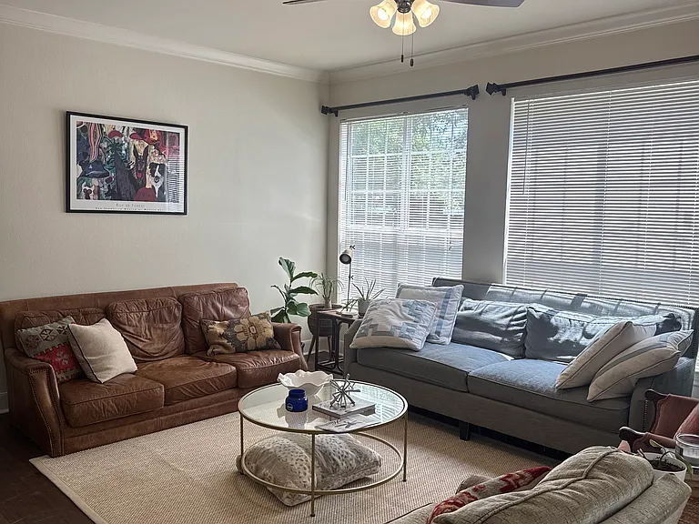 710 E Boyd Dr #306 — Photo 5