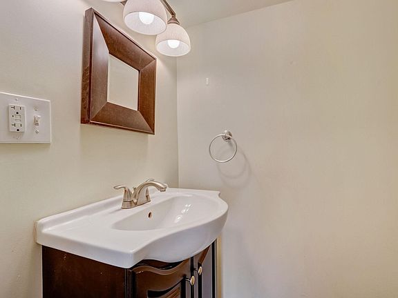4th image of 5407 Wynnefield Ave