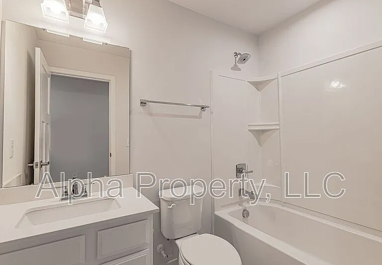 130 Eagle Wood Dr — Photo 16