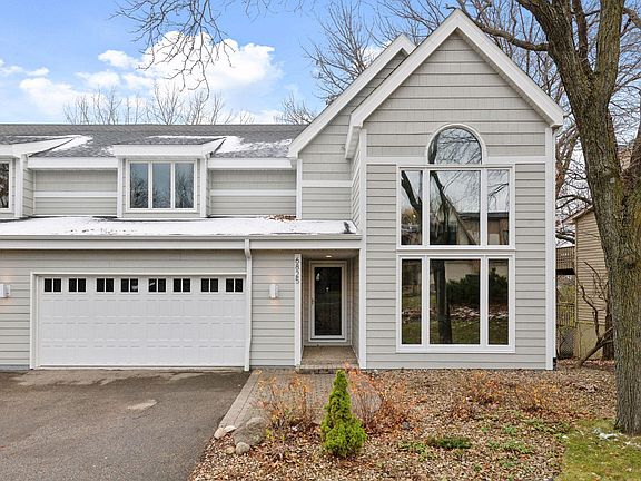 2nd image of 6825 Stonewood Ct #0