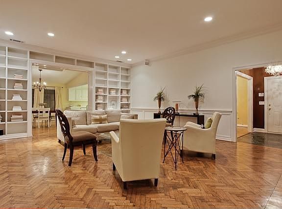 5th image of 6402 Sunnyland Ln